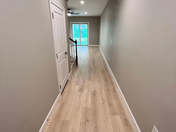 3rd image of 738 Grand Cypress Ln