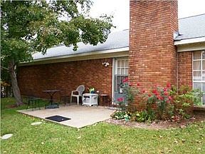 4th image of 408 Glen Oaks Dr
