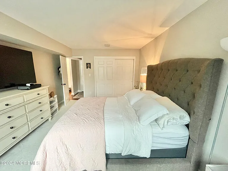 614 Sharon Garden Ct #614 — Photo 9