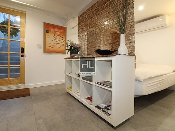 5th image of 825 Caton Ave #O