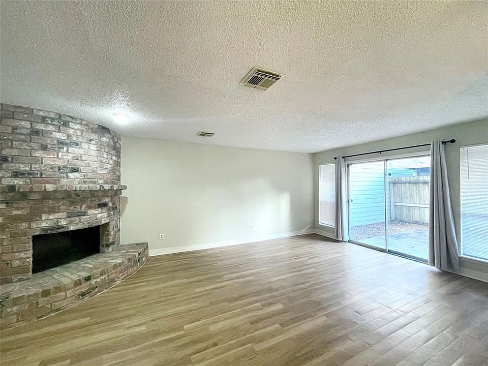 1st image of 7856 Kendalia Dr