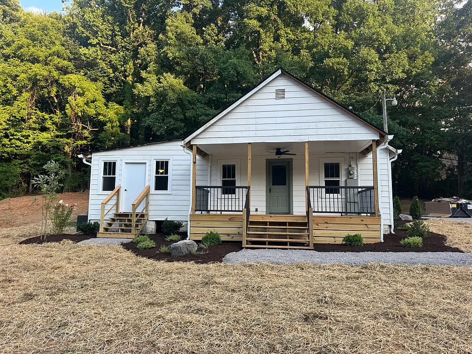 10808 Sam Lee Rd