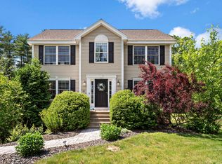 20 Lawrence Rd, Derry, NH 03038