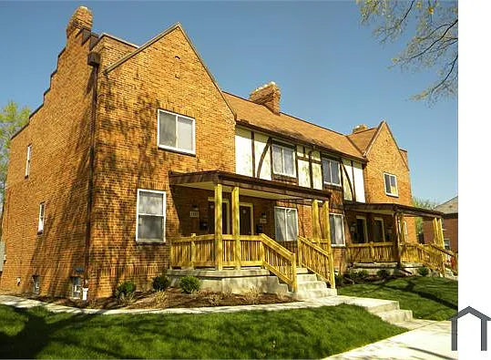 2 bed, $1,150 — Photo 1