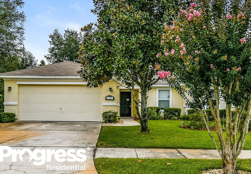 1st image of 2427 E Brian Lakes Dr