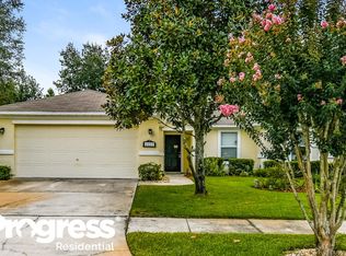 2427 E Brian Lakes Dr, Jacksonville, FL 32221