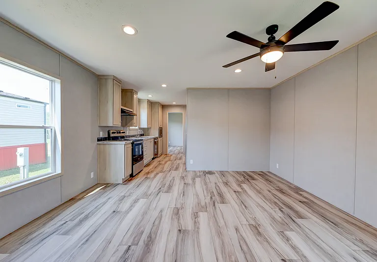 199 Seay Rd #6 — Photo 3