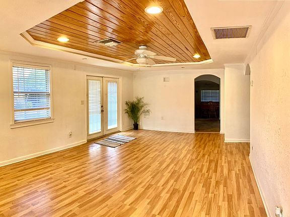3rd image of 15365 SW 151st Street