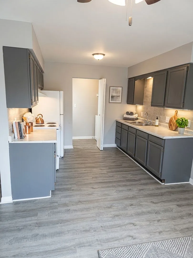 Prairieview Rd 307 North — Photo 3