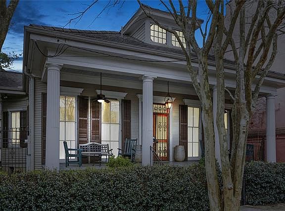 2nd image of 2612 Royal St