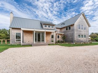 610 Wildberry Ln, Southold, NY 11971