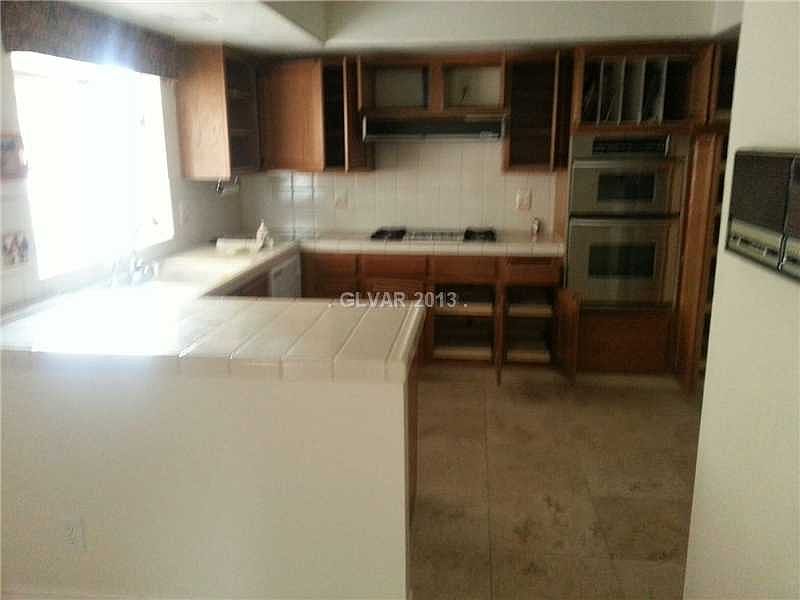 2nd image of 1529 Lucano Ln