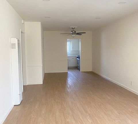 4th image of 1009 Whuntington Dr