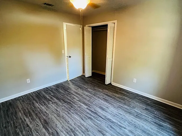 908 Spanish Oak Dr — Photo 14