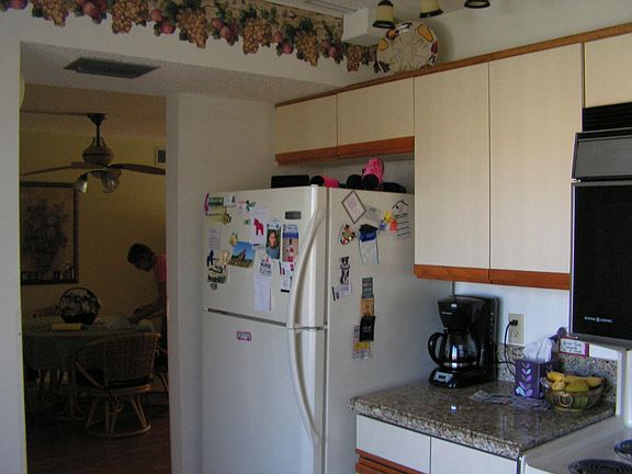 3rd image of 5519 Fairway Park Dr APT 201