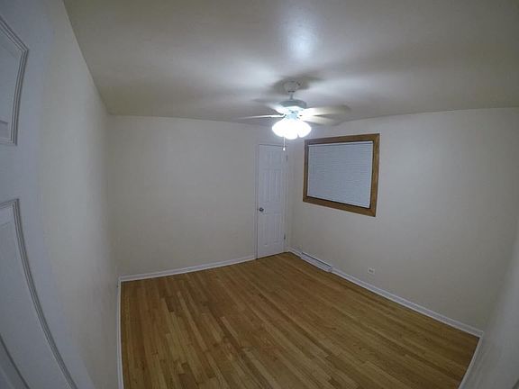ROOM1