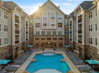 8 West, Greensboro, NC 27407