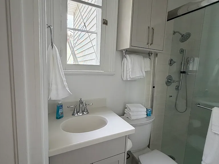 2147 Richmond Ave #2 — Photo 16