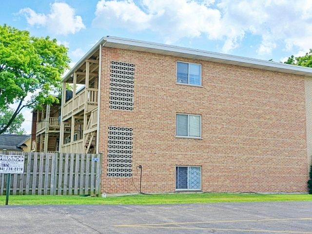 2nd image of 2027 S 17th Ave APT 3