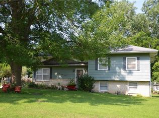2700 NE 52nd Ct, Des Moines, IA 50317
