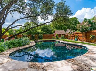 8406 Branch Hollow Dr, Universal City, TX 78148
