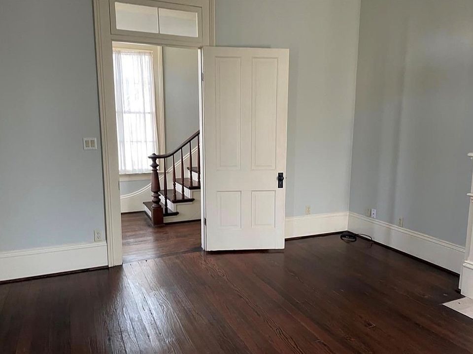 1st image of 502 15th St
