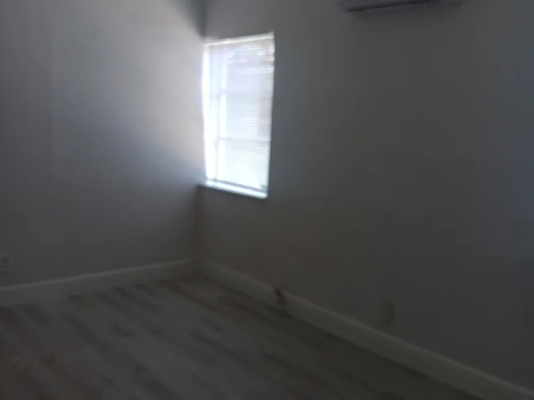 905 N M St — Photo 5