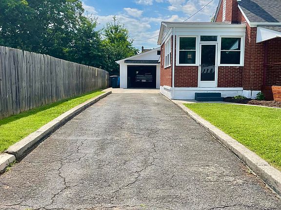 4th image of 3103 Wentworth Ave NW