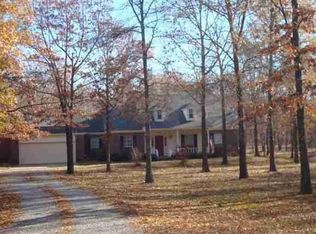 114 E Eden Park Rd, Searcy, AR 72143