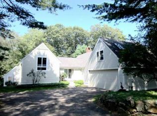 2 Oak Meadow Rd, Lincoln, MA 01773