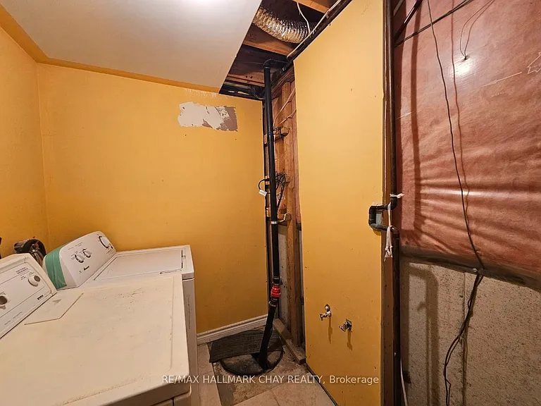 219 Wessenger Dr — Photo 35