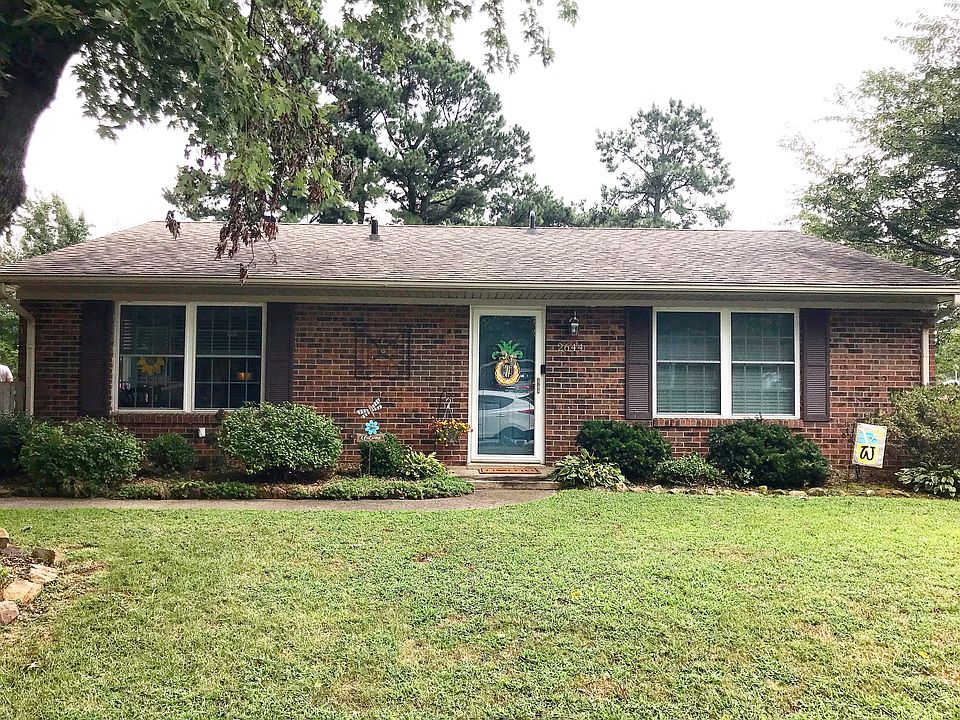 1st image of 2644 Garden Dr