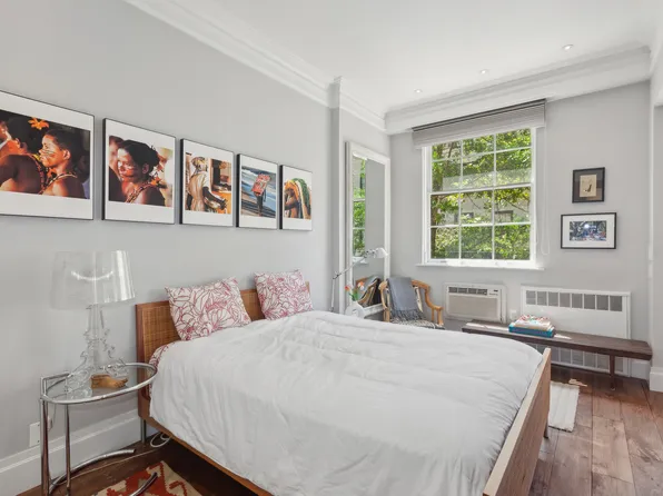 25 East 69th Street image 3 of 7