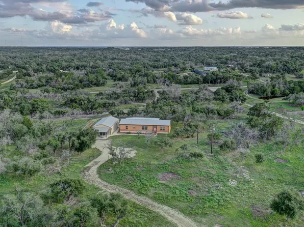 4080 Klein Branch Rd, Harper, TX 78631