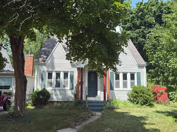 1013 E High St, Mount Pleasant, MI 48858