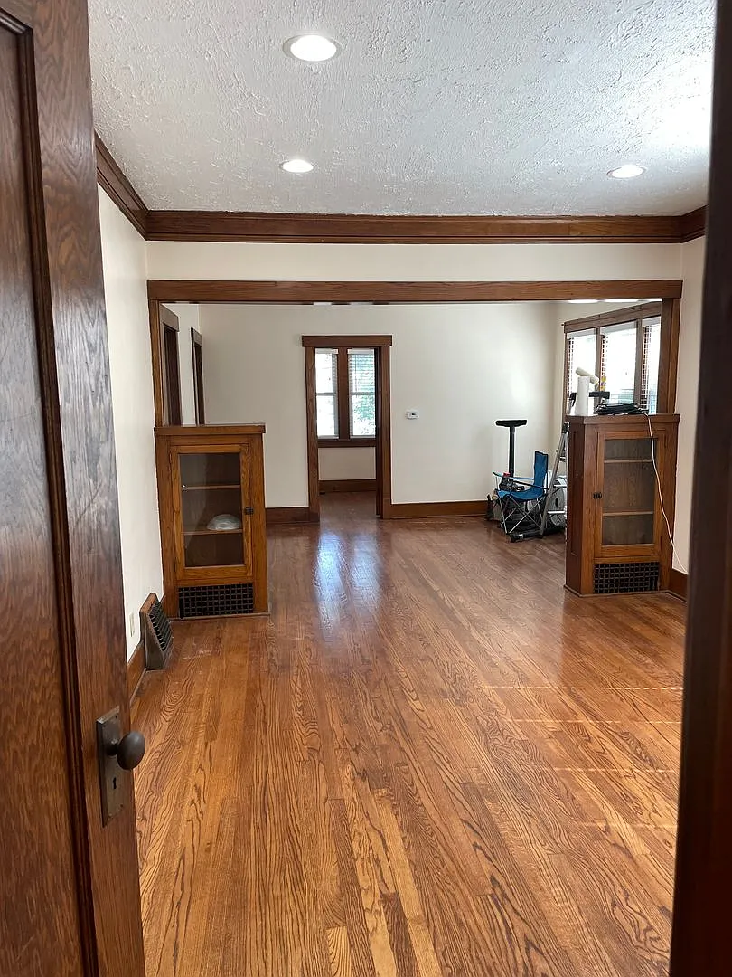 4 Bedroom home located near UNMC — Photo 3
