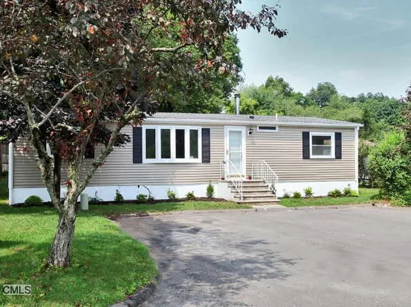 17 Crescent Park Rd, Westport, CT 06880
