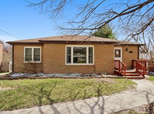 6640 Sunset Ter, Windsor Heights, IA 50324