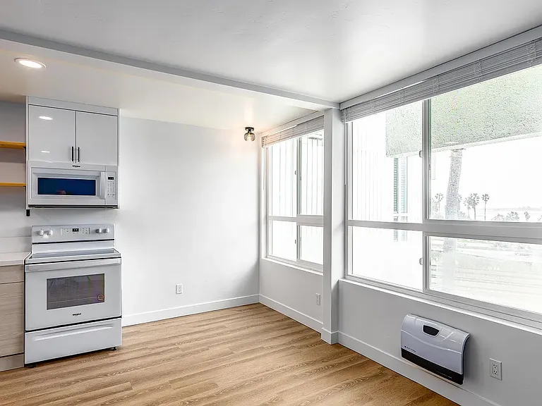 2821 Morena Blvd #7 — Photo 4