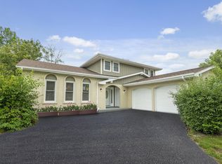 2945 Alexander Cres, Flossmoor, IL 60422