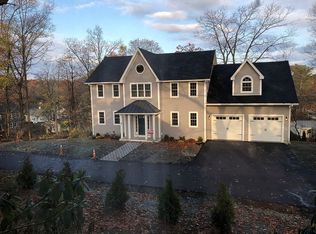 34 Hillside Ave, Beverly, MA 01915