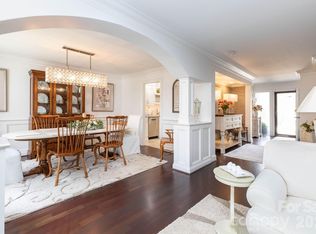 515 Crowfields Ln, Asheville, NC 28803