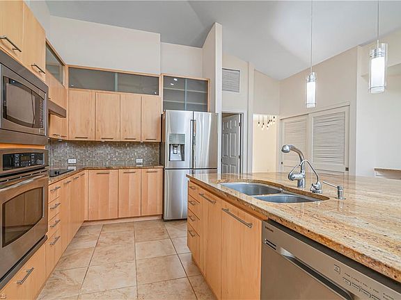 5th image of 5099 Tallowood WAY