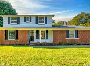 15761 Riverside St, Livonia, MI 48154