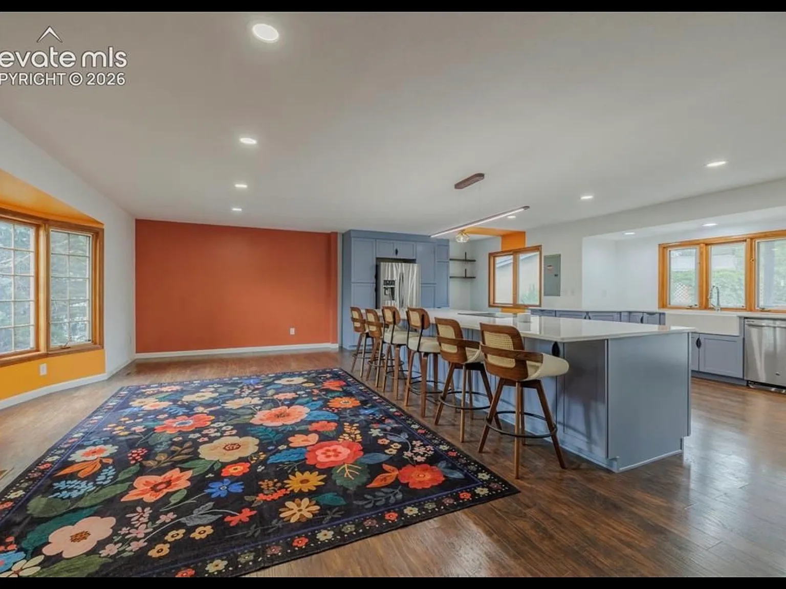 4 bed, 2496 sqft, $3,000 — Photo 3