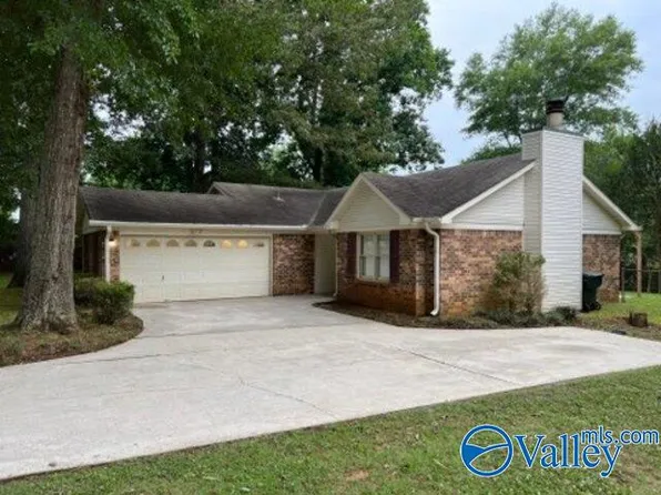 218 Sanderson Rd, Meridianville, AL 35759