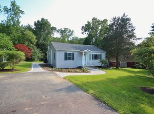 93 Halyan Rd, Yorktown Heights, NY 10598