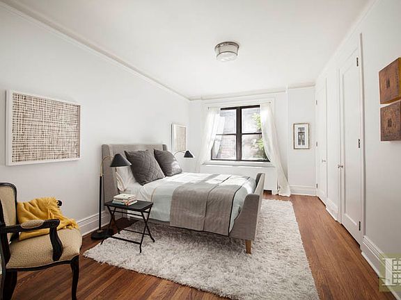 5th image of 905 W End Ave #23