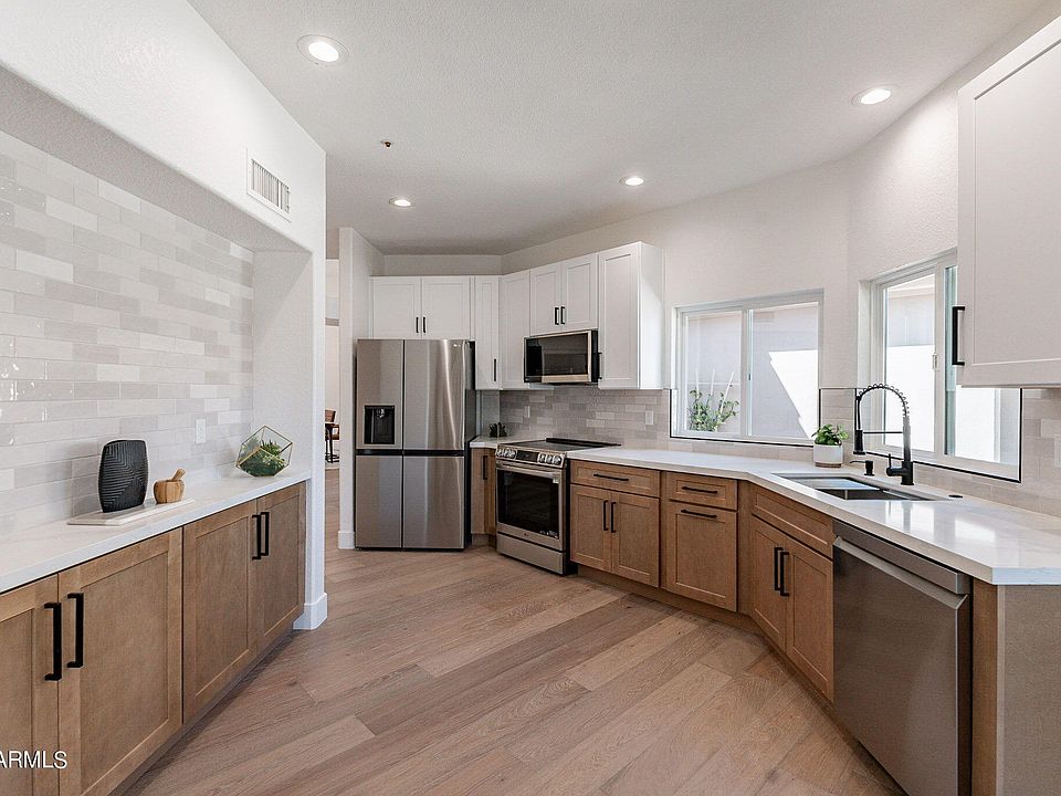 1st image of 7771 E LAKEVIEW Court