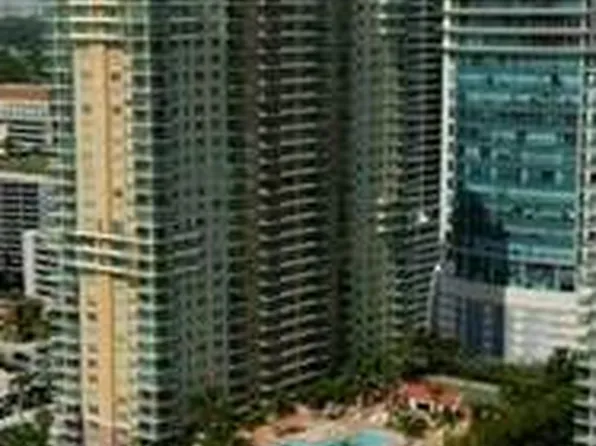 3232 SW 22nd St #1004, Miami, FL 33145